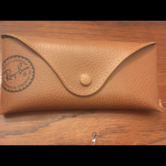 Ray Bans, New in case - Picture 9 of 9